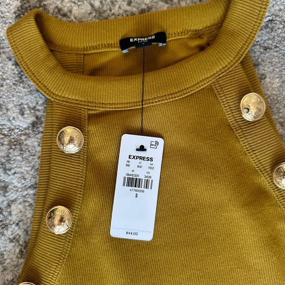 EXPRESS NWT Mustard Sleeveless Top with Button Accents SMALL - Picture 2 of 3